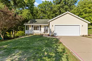 5819 Grand Oaks Dr NE, Comstock Park, MI 49321 - Photo 1