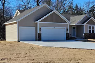 6687 Shari Dr, Whitehall, MI 49461 - Photo 1
