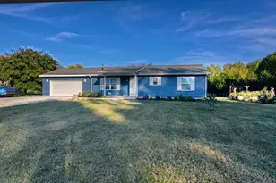 68811 Dawn St, Edwardsburg, MI 49112 - Photo 1