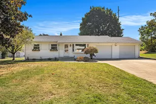 15 Timothy Ln, Battle Creek, MI 49015 - Photo 1