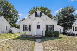 1110 Aberdeen St NE, Grand Rapids, MI 49505 - Photo 1