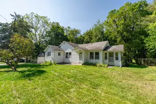 325 N Kendall Ave, Kalamazoo, MI 49006 - Photo 1