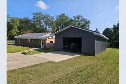81 Taylor Avenue, Battle Creek, MI 49037 - Photo 1