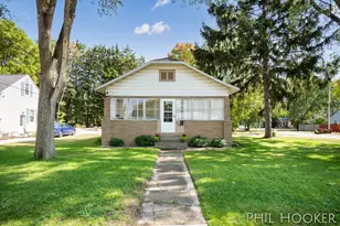 4438 Jefferson Ave SE, Grand Rapids, MI 49548 - Photo 1