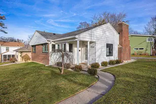 1558 Lake Grove Ave SE, Grand Rapids, MI 49506 - Photo 1