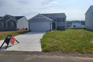 58643 Swenson St, Mattawan, MI 49071 - Photo 1