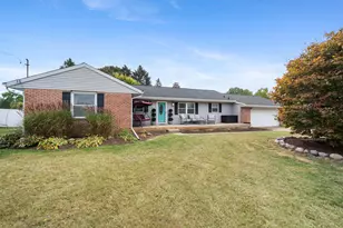 3801 Willoughby Rd, Holt, MI 48842 - Photo 1