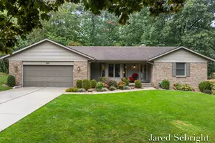 37 Canyon Dr NW, Grand Rapids, MI 49504 - Photo 1