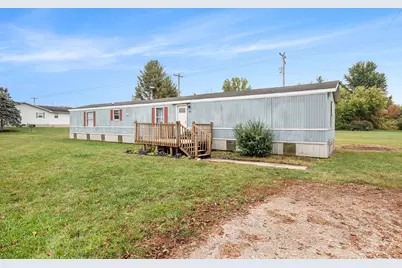 8208 E Sidney Road, Crystal, MI 48818 - Photo 1