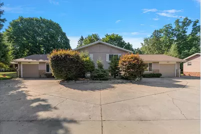 1332 W Glenlord Road, Saint Joseph, MI 49085 - Photo 1