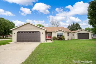 732 Ruby St, Otsego, MI 49078 - Photo 1