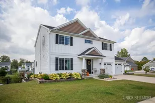 313 Hill Valley Ln, Sparta, MI 49345 - Photo 1