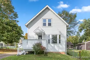 980 E Main St, Ionia, MI 48846 - Photo 1