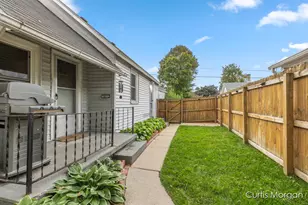 210 Mardell Pl SW, Grand Rapids, MI 49504 - Photo 1