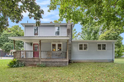 620 W Prairie Street, Vicksburg, MI 49097 - Photo 1
