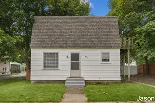 110 E Sycamore St, Wayland, MI 49348 - Photo 1