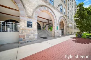 940 Monroe Ave NW, Grand Rapids, MI 49503 - Photo 1