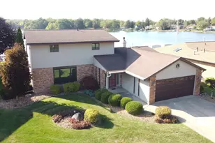 116 Paula Dr, Brooklyn, MI 49230 - Photo 1