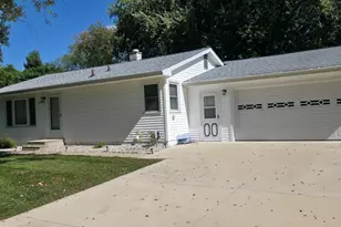4020 Mead St, Kalamazoo, MI 49004 - Photo 1