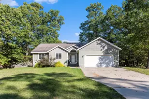 1242 Brian Dr, Muskegon, MI 49442 - Photo 1