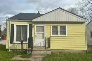 20872 Atlantic Ave, Warren, MI 48091 - Photo 1