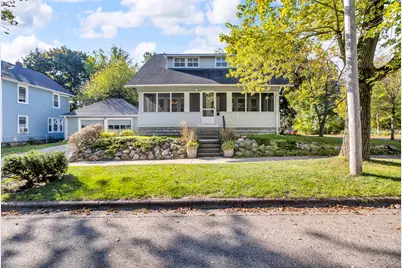 1201 4th Street, Jackson, MI 49203 - Photo 1