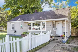 11 W Coolidge Ave, Battle Creek, MI 49037 - Photo 1