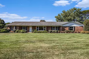 5644 Blue Grass Ln, Saline, MI 48176 - Photo 1