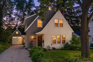 828 Lakeway Ave, Kalamazoo, MI 49001 - Photo 1