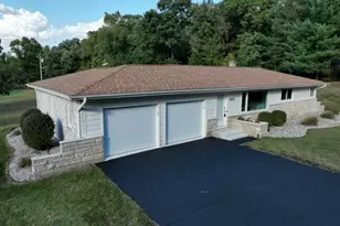 11815 H Dr N, Battle Creek, MI 49014 - Photo 1