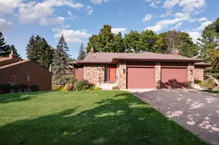 1307 Cranbrook Terrace NE, Grand Rapids, MI 49505 - Photo 1