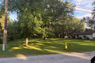 603 Apple Ave, Holland, MI 49423 - Photo 1