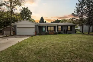 2981 Wolhavn Ln, Jackson, MI 49201 - Photo 1