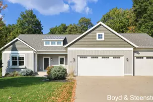 3751 Hillside Dr, Hudsonville, MI 49426 - Photo 1