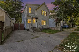815 Mc Reynolds Ave NW, Grand Rapids, MI 49504 - Photo 1