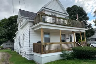 52 W Washington Ave, Zeeland, MI 49464 - Photo 1