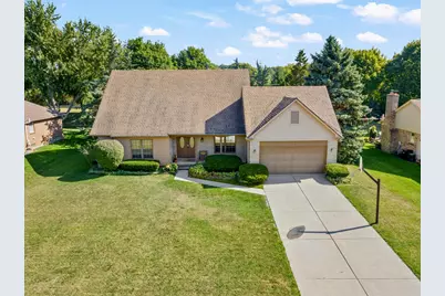 23010 Willowbrook Drive Drive, Farmington Hills, MI 48335 - Photo 1