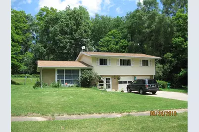 45 Spaulding Avenue E, Battle Creek, MI 49037 - Photo 1