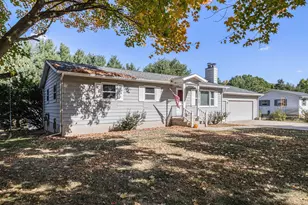 10588 W Harlow Rd, Greenville, MI 48838 - Photo 1