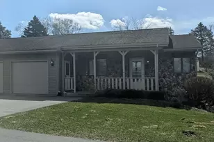 4528 N Valley Dr NE, Grand Rapids, MI 49525 - Photo 1