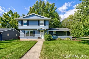 499 Floyd St, Coopersville, MI 49404 - Photo 1