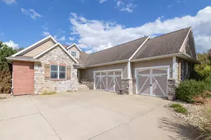 115 Hummingbird Ln, Niles, MI 49120 - Photo 1