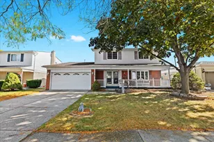 32438 Lancaster Dr, Warren, MI 48088 - Photo 1