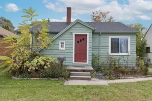 1725 Kendrick St, Saginaw, MI 48602 - Photo 1