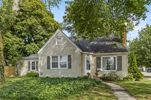 1662 Rossman Ave SE, Grand Rapids, MI 49507 - Photo 1