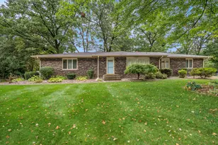 26049 Driftwood Dr, Edwardsburg, MI 49112 - Photo 1
