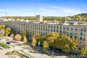 940 Monroe Ave NW, Grand Rapids, MI 49503 - Photo 1