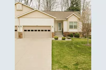904 S Sandalwood Circle, Norton Shores, MI 49441 - Photo 1