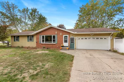 4776 Crestwood Avenue, Holland, MI 49423 - Photo 1