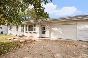9610 Pine St, Bridgman, MI 49106 - Photo 1